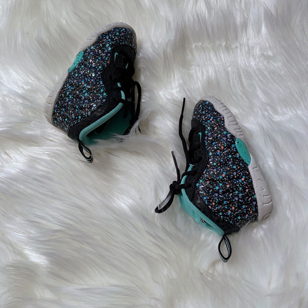 💎Nike little Posite one Qs toddler style size 5
